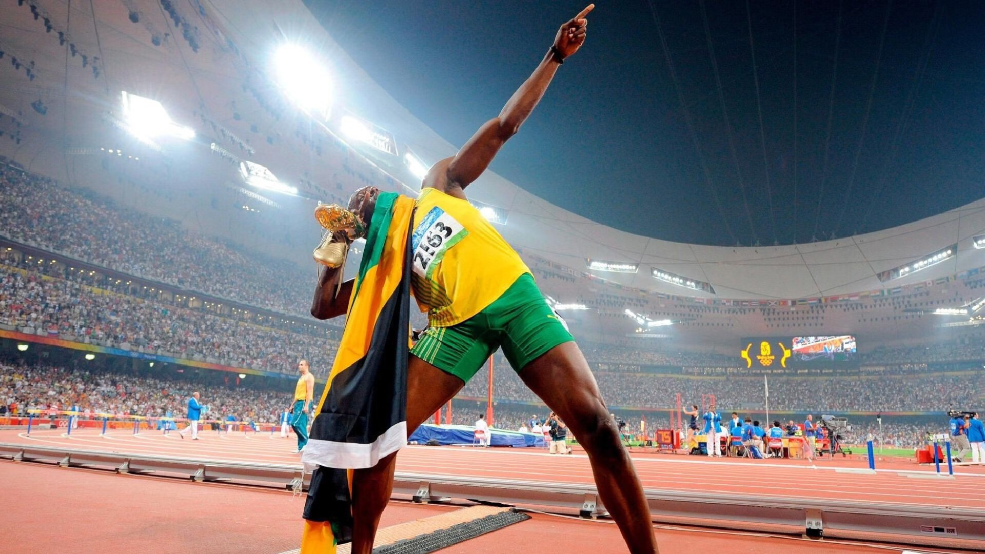 乔治谈战术多样性对季后赛走得更远有帮助,乔治的防守有多好